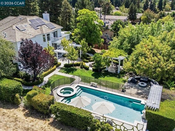 3911 3911 Deer Trail Ln, Danville, CA 94506