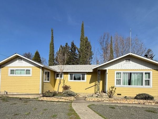 610 11th Street, Lakeport, CA 95453