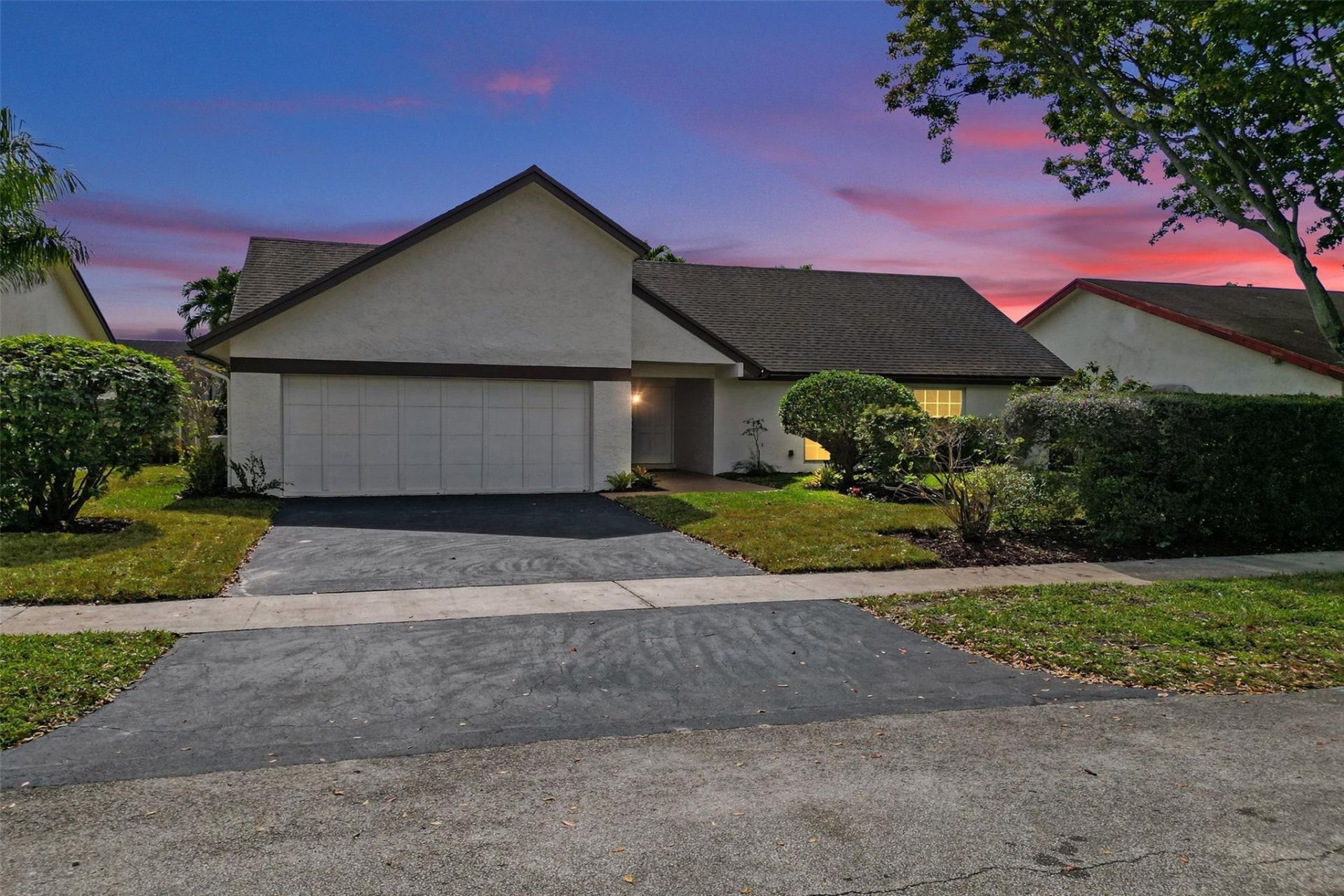 10220 NW 25th Street, Pembroke Pines, FL 33026 Photo