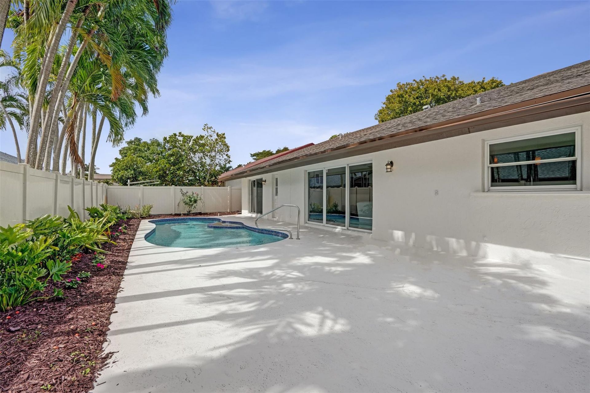 10220 NW 25th Street, Pembroke Pines, FL 33026 Photo