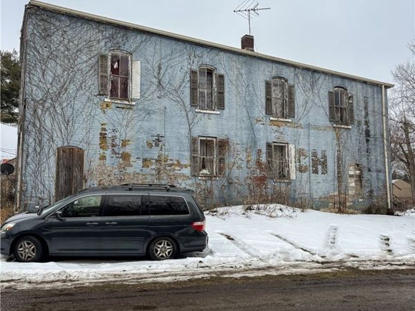 313 E Main Street, Beach City, OH 44608