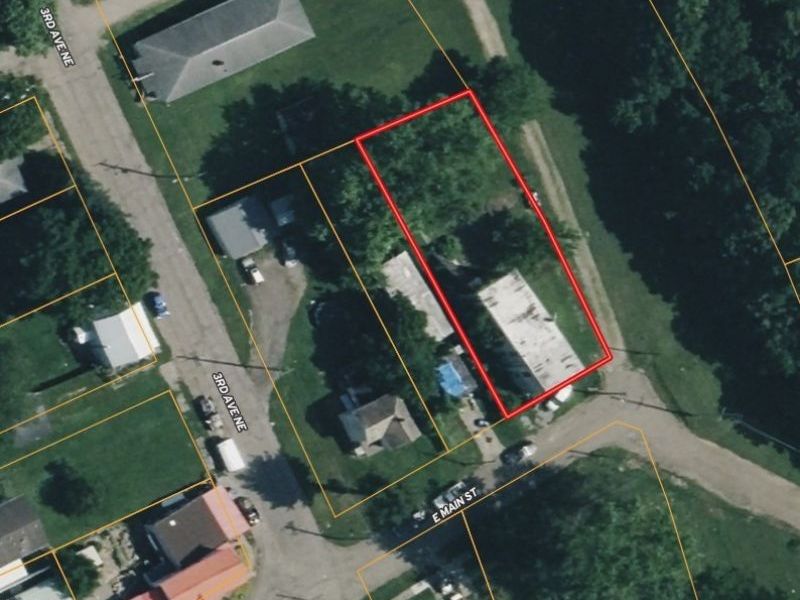 313 E Main Street, Beach City, OH 44608 Photo 2