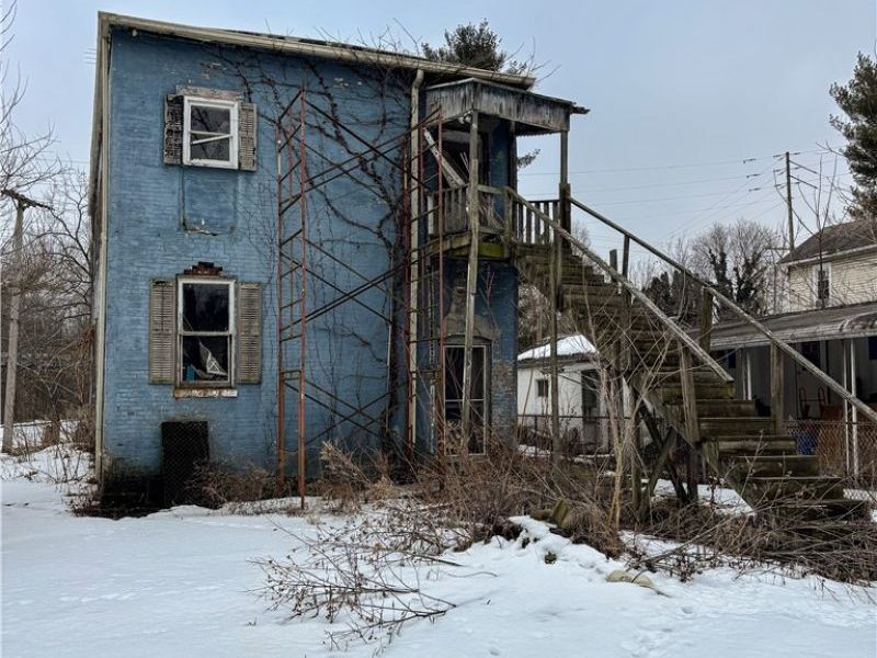 313 E Main Street, Beach City, OH 44608 Photo 6