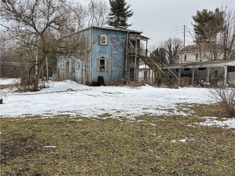 313 E Main Street, Beach City, OH 44608 Photo 8