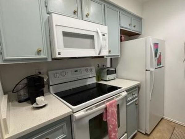 2706 Salado ST, Unit 306, Austin, TX 78705