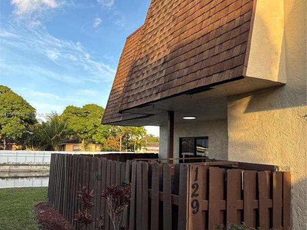 129 San Remo Blvd, Unit 129, North Lauderdale, FL 33068
