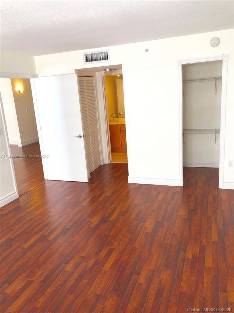 6917 Collins Ave, Unit 1204, Miami Beach, FL 33141 Photo