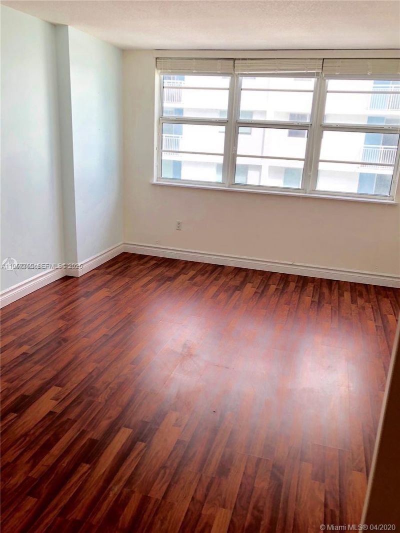 6917 Collins Ave, Unit 1204, Miami Beach, FL 33141 Photo