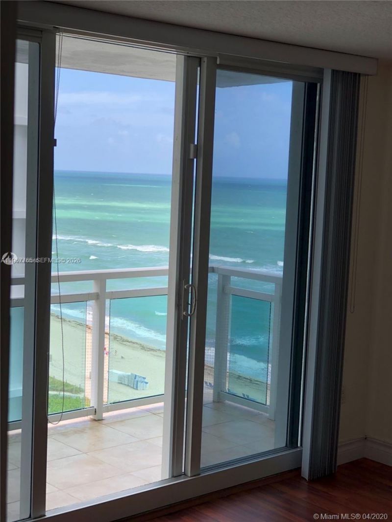 6917 Collins Ave, Unit 1204, Miami Beach, FL 33141 Photo