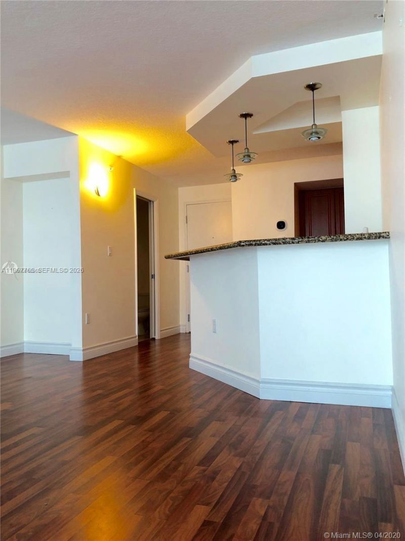 6917 Collins Ave, Unit 1204, Miami Beach, FL 33141 Photo