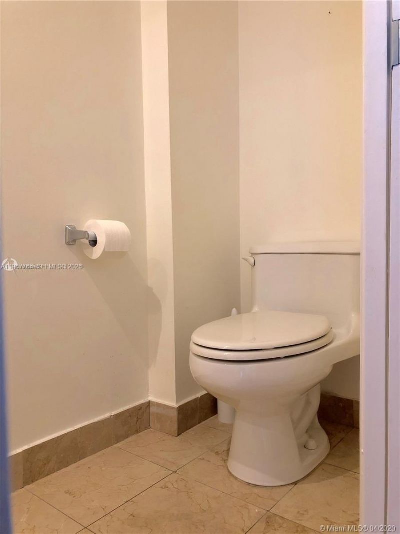 6917 Collins Ave, Unit 1204, Miami Beach, FL 33141 Photo