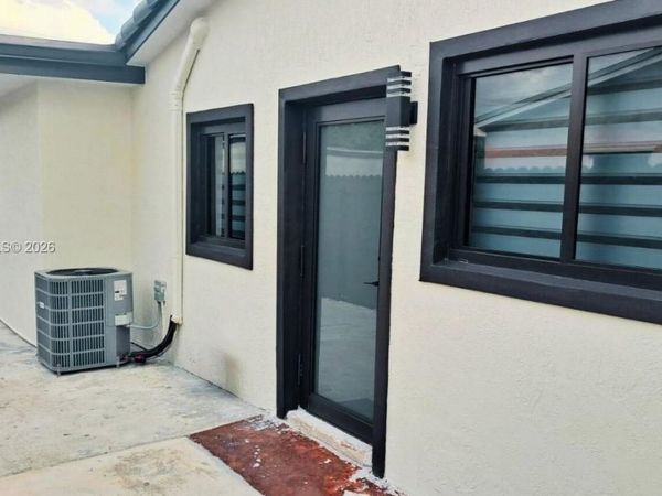 4055 SW 103rd Ave , Miami, FL 33165