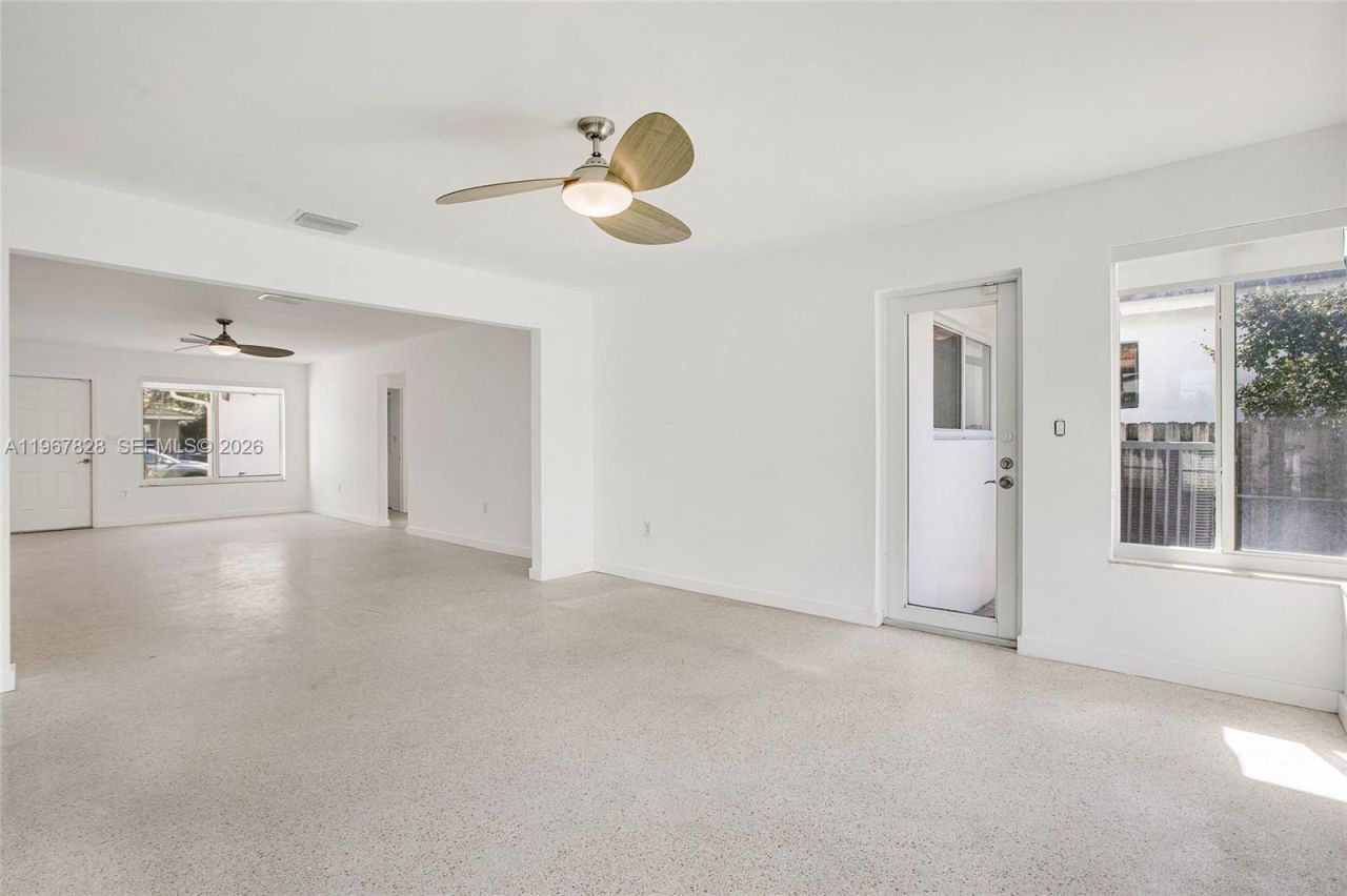 9372 Abbott Ave , Surfside, FL 33154 Photo