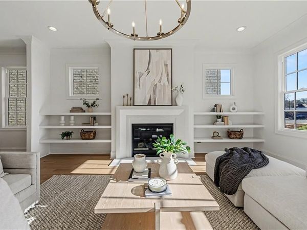 650 Mayfair Court , Alpharetta, GA 30009