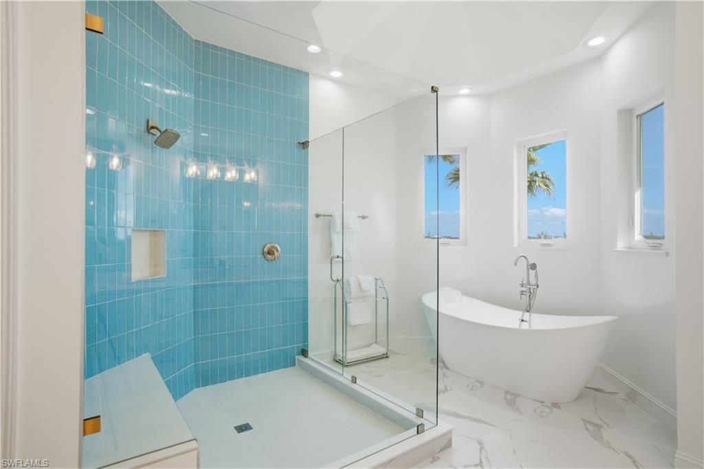 195 San Mateo Dr , Bonita Springs, FL 34134 Photo