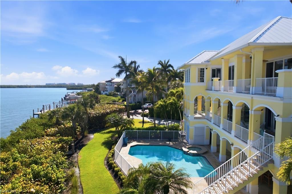 195 San Mateo Dr , Bonita Springs, FL 34134 Photo