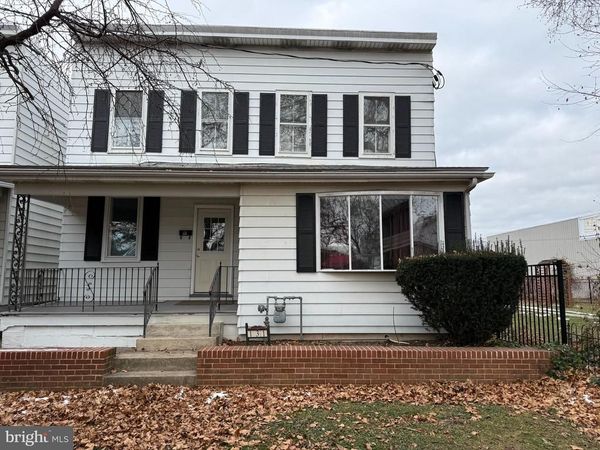 131 & 131 1/2 W KING STREET, SHIPPENSBURG, PA 17257