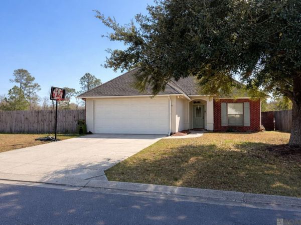 40535 Cross Ridge Ave, Gonzales, LA 70737