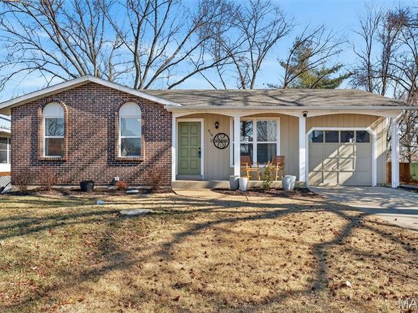 916 Tree Trails Lane, St Louis, MO 63026