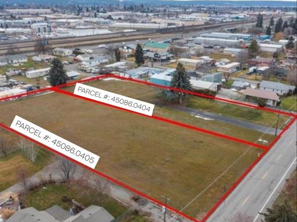 10218 E Empire Ave, Millwood, WA 99212