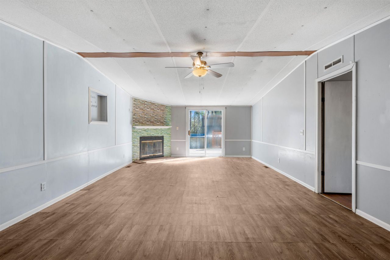 3385 High Hill Dr. Photo 10