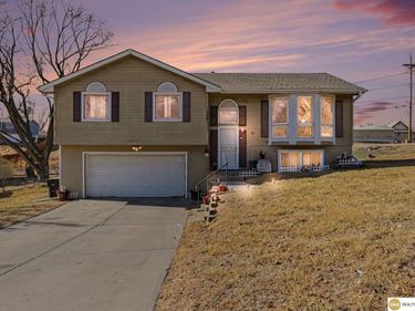 4624 N 61 Street, Omaha, NE 68104