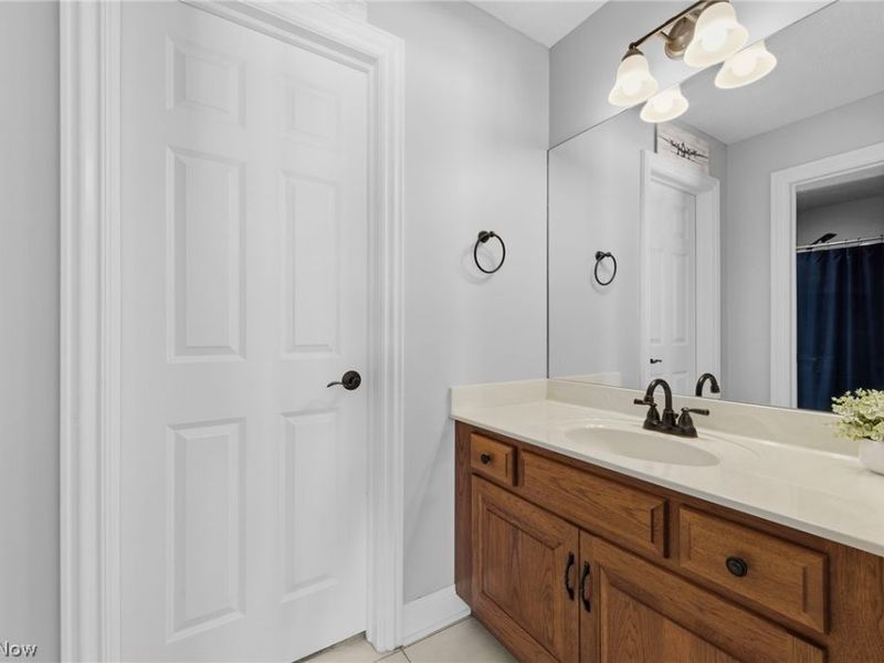 1014 Kings Ridge Boulevard, Wadsworth, OH 44281 Photo 32