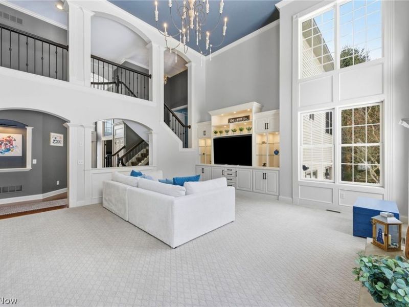 1014 Kings Ridge Boulevard, Wadsworth, OH 44281 Photo 6