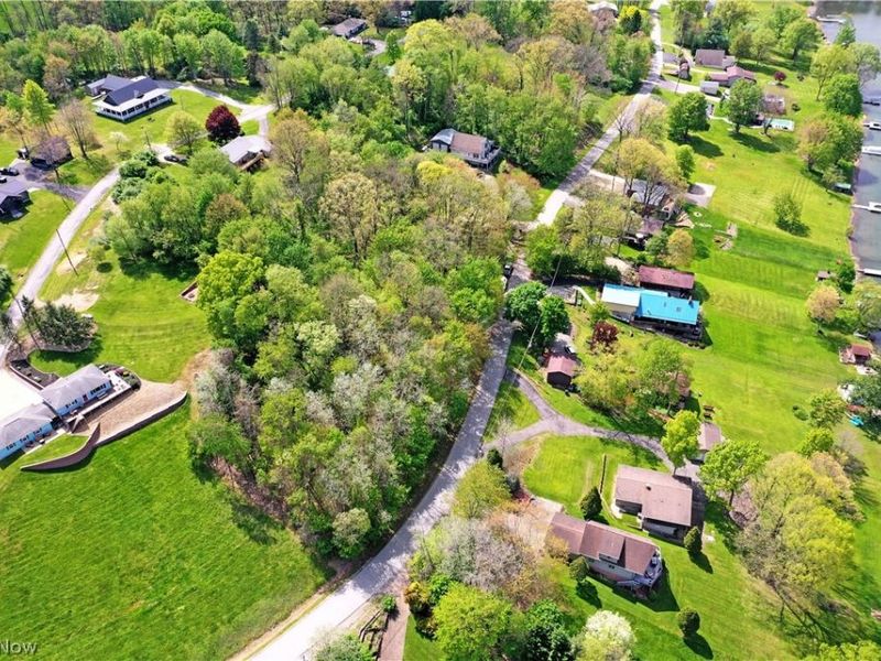47912 Tomahawk Drive, Negley, OH 44441 Photo 8