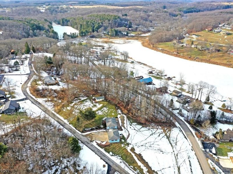 47912 Tomahawk Drive, Negley, OH 44441 Photo 8