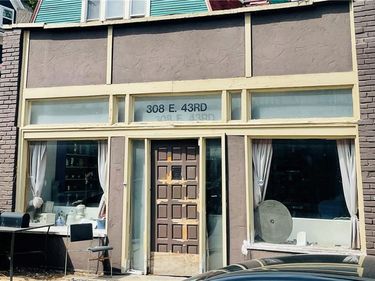308 E 43rd Street, Kansas City, MO 64111