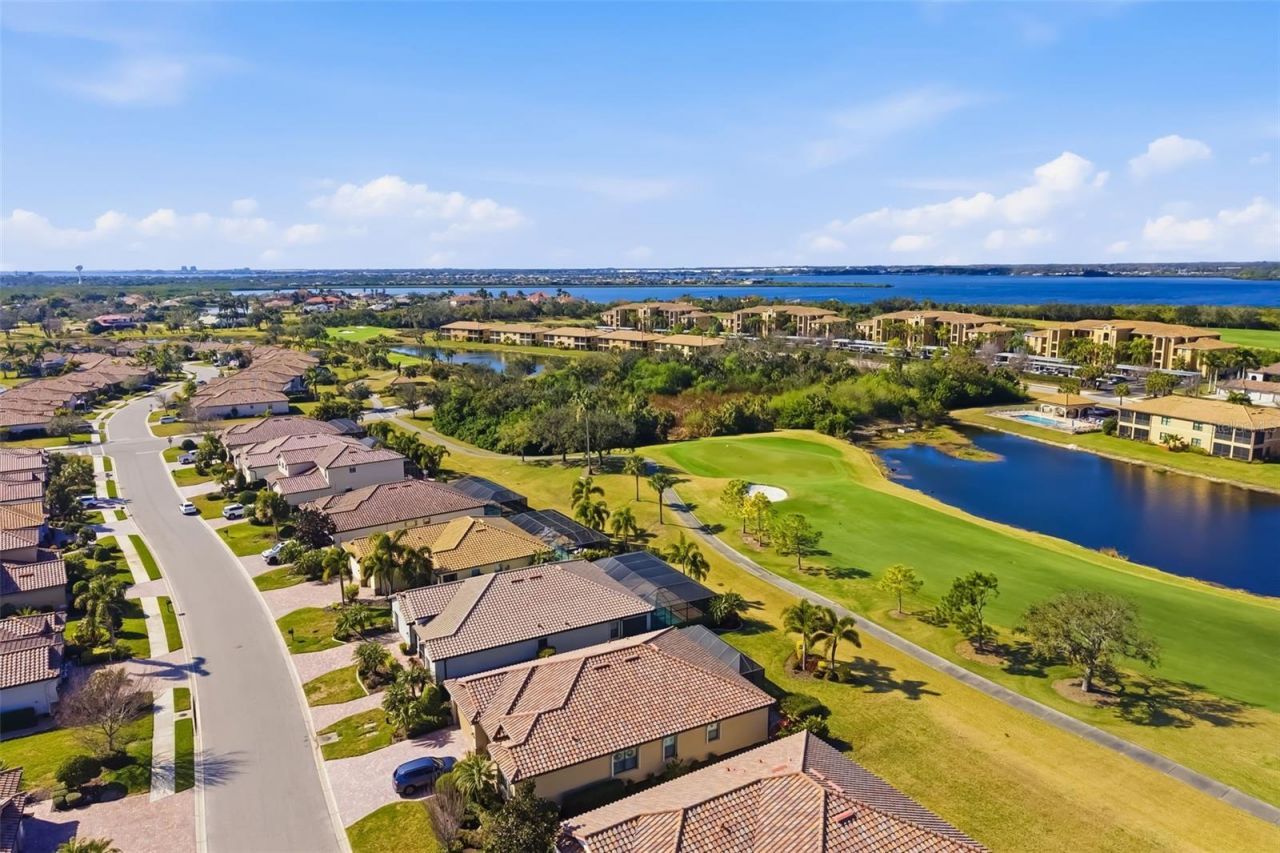 6462 Willowshire Way, Bradenton, FL 34212 Photo