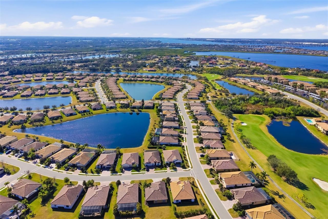 6462 Willowshire Way, Bradenton, FL 34212 Photo