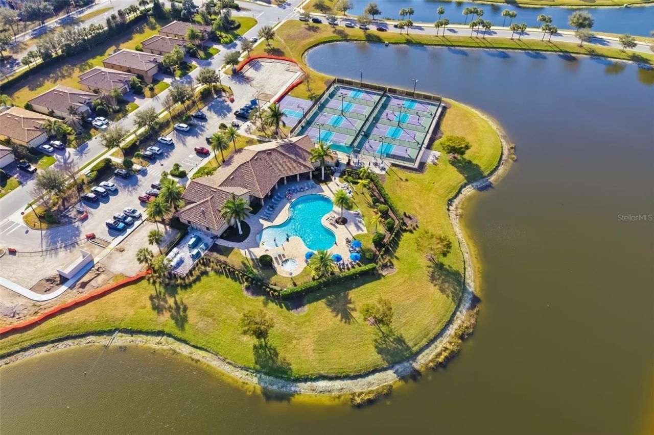 6462 Willowshire Way, Bradenton, FL 34212 Photo