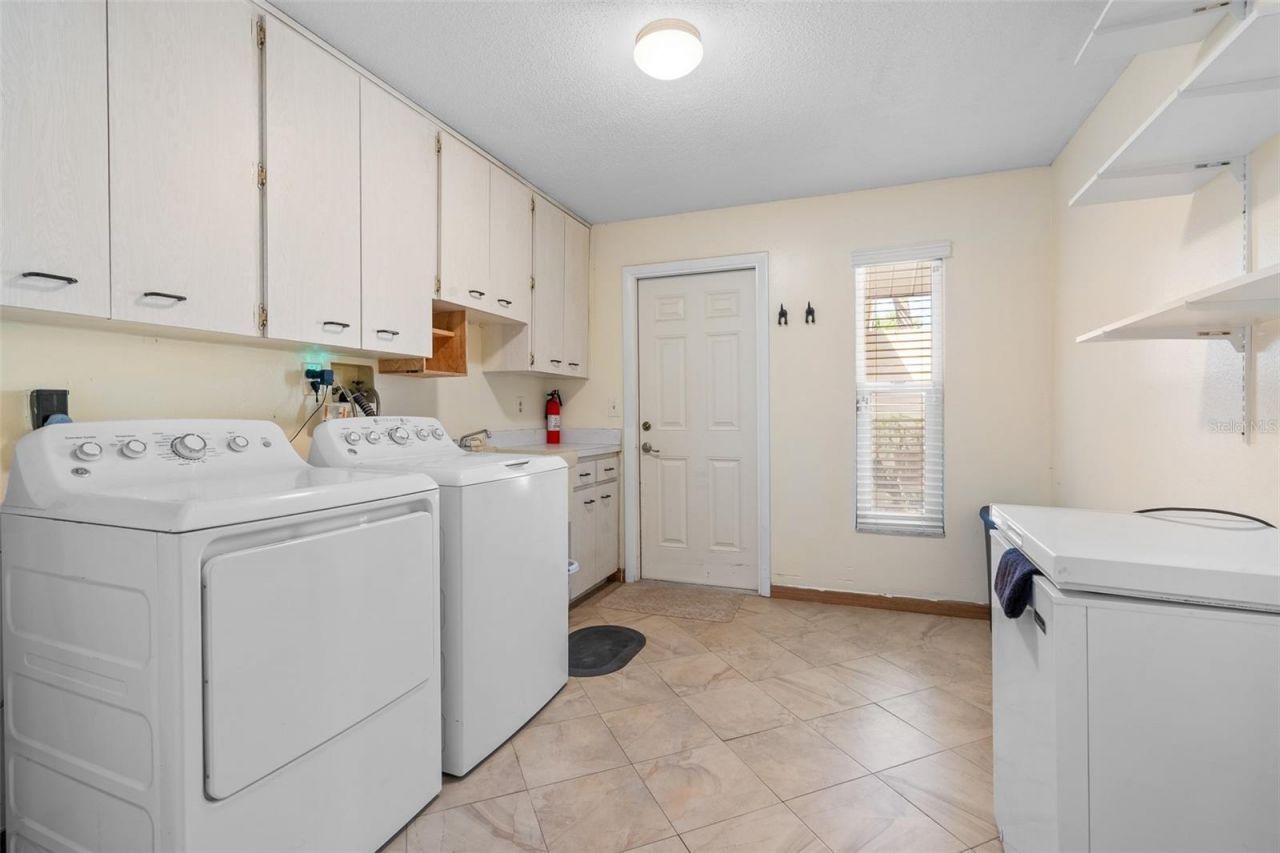 12114 Rhonda Terrace, Seminole, FL 33772 Photo