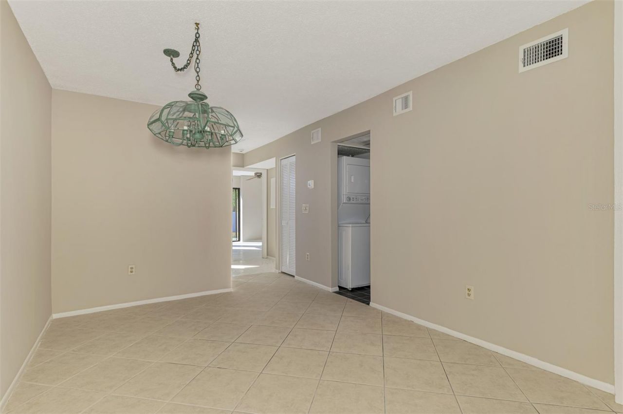 984 N Beneva Road, Unit T7, Sarasota, FL 34232 Photo