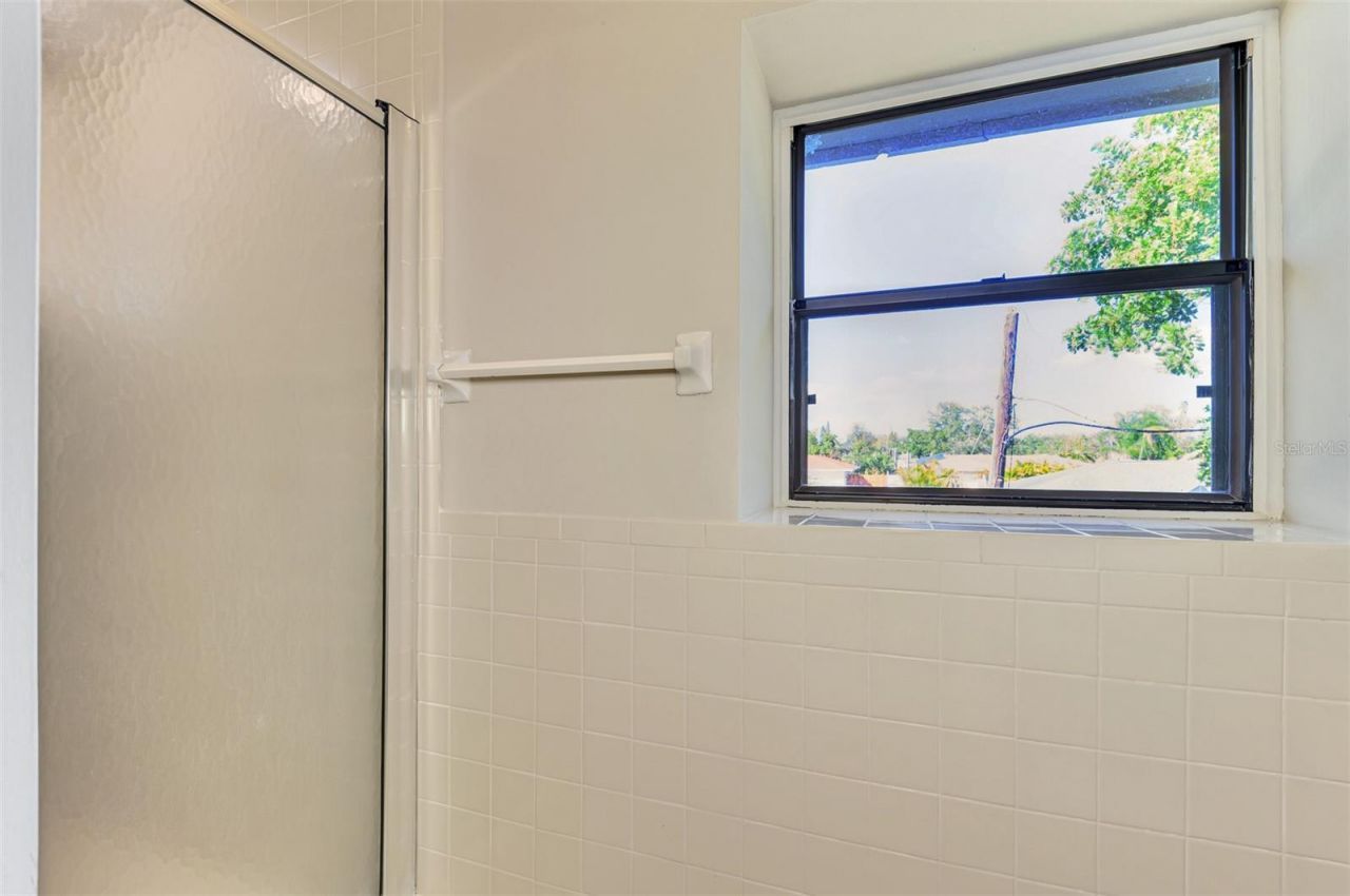 984 N Beneva Road, Unit T7, Sarasota, FL 34232 Photo