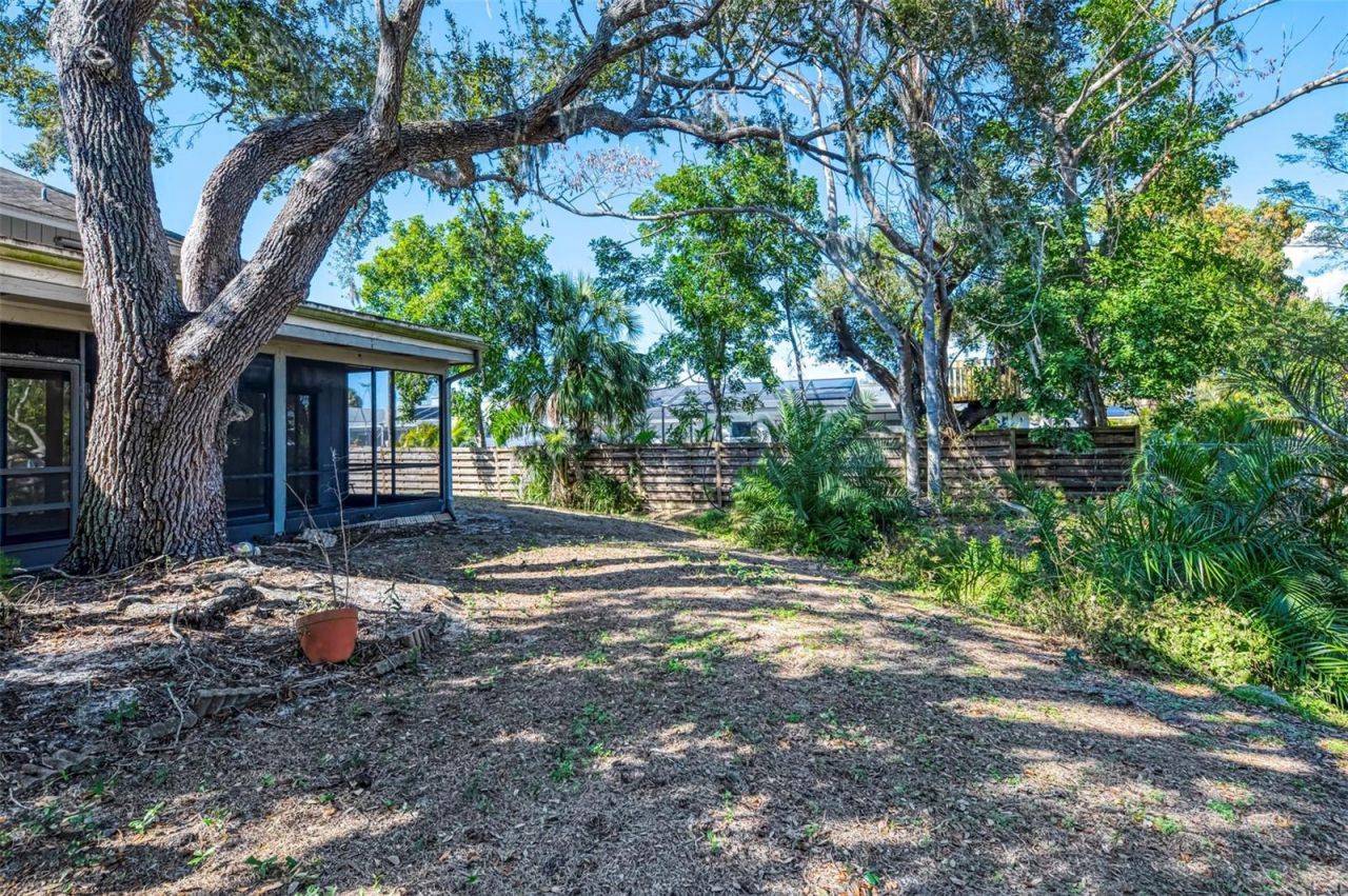 984 N Beneva Road, Unit T7, Sarasota, FL 34232 Photo