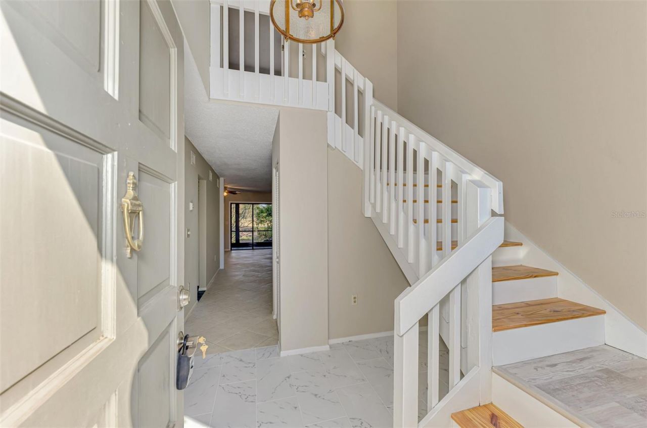 984 N Beneva Road, Unit T7, Sarasota, FL 34232 Photo