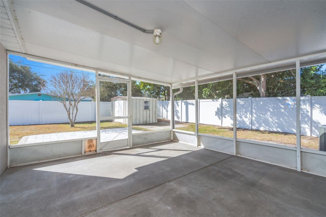 6700 33rd Avenue N, Saint Petersburg, FL 33710 Photo