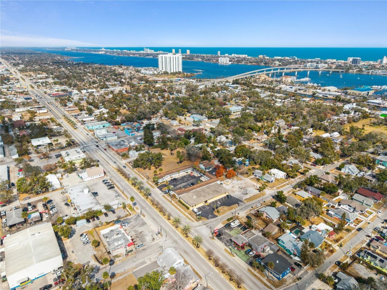 619 N Ridgewood Avenue, Daytona Beach, FL 32114 Photo