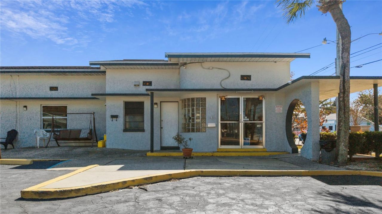 619 N Ridgewood Avenue, Daytona Beach, FL 32114 Photo