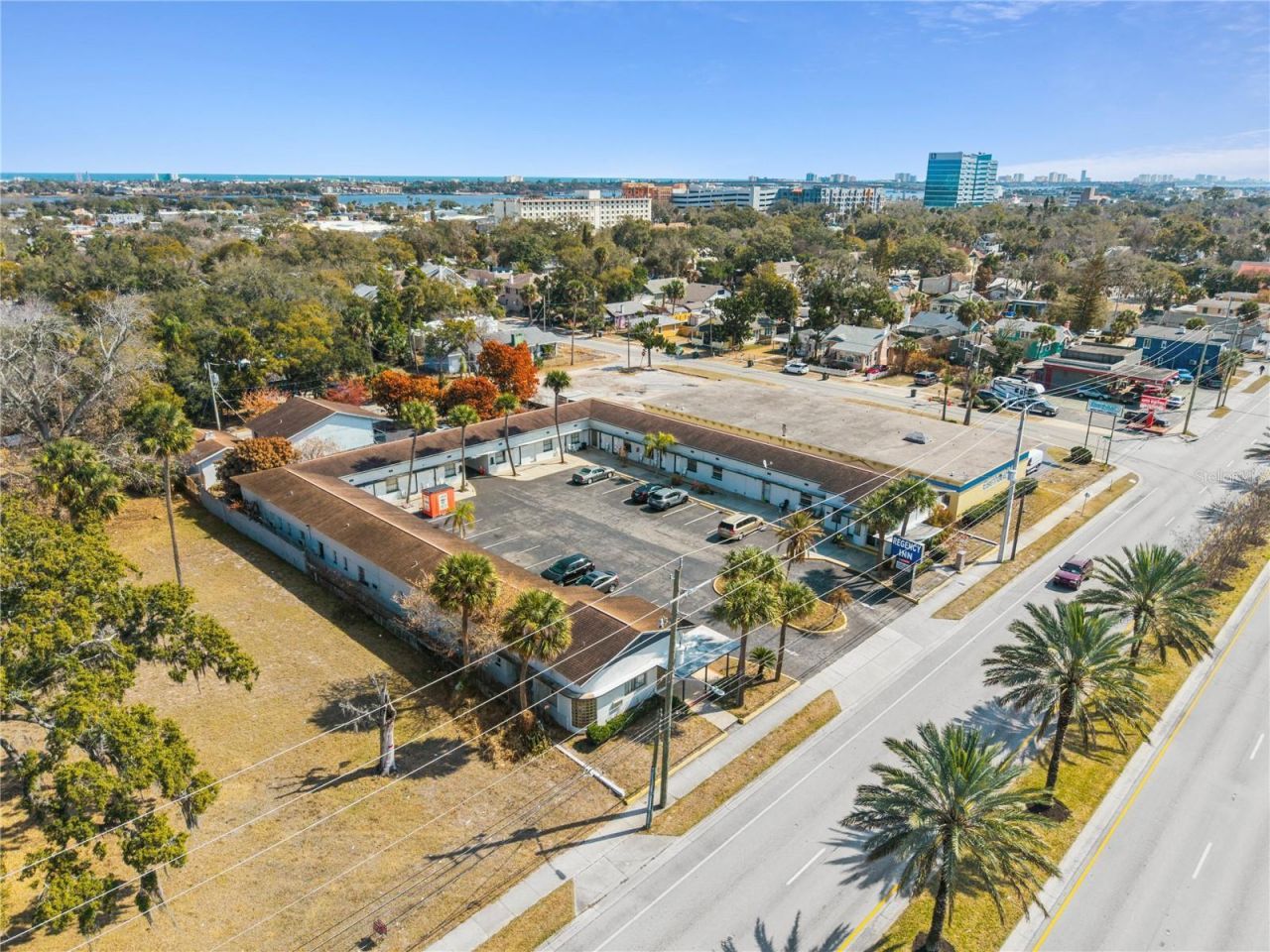 619 N Ridgewood Avenue, Daytona Beach, FL 32114 Photo