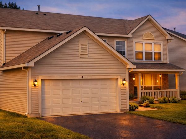 4 Franklin Court, Bolingbrook, IL 60440