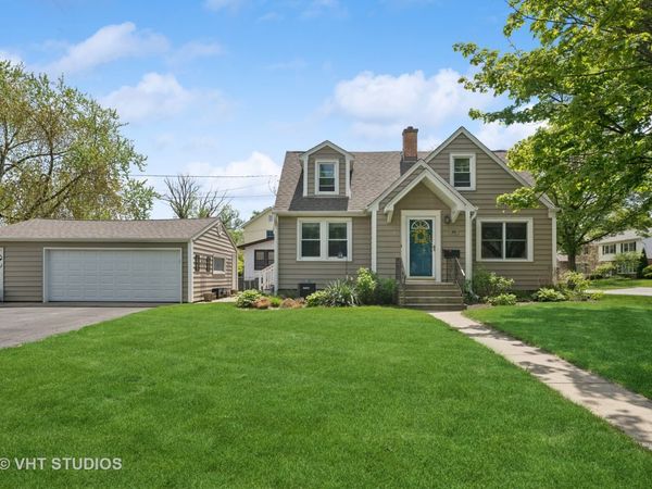 415 W Willow Street, Arlington Heights, IL 60004