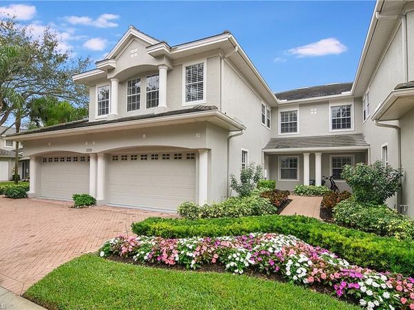 3099 Lancaster DR, Unit 7-701, NAPLES, FL 34105