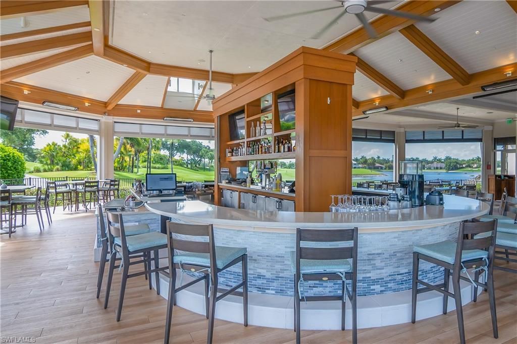 3099 Lancaster Dr, Unit 7-701, Naples, FL 34105 Photo