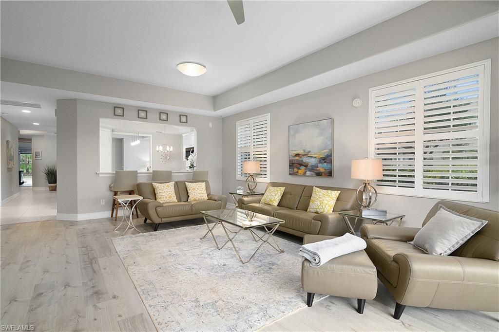 3099 Lancaster Dr, Unit 7-701, Naples, FL 34105 Photo