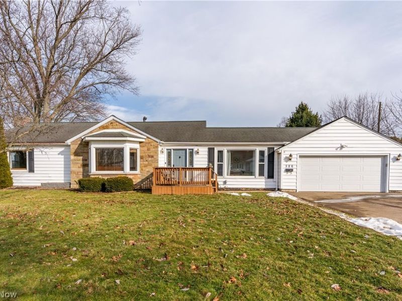 586 23rd Street NW, Massillon, OH 44647 Photo 2