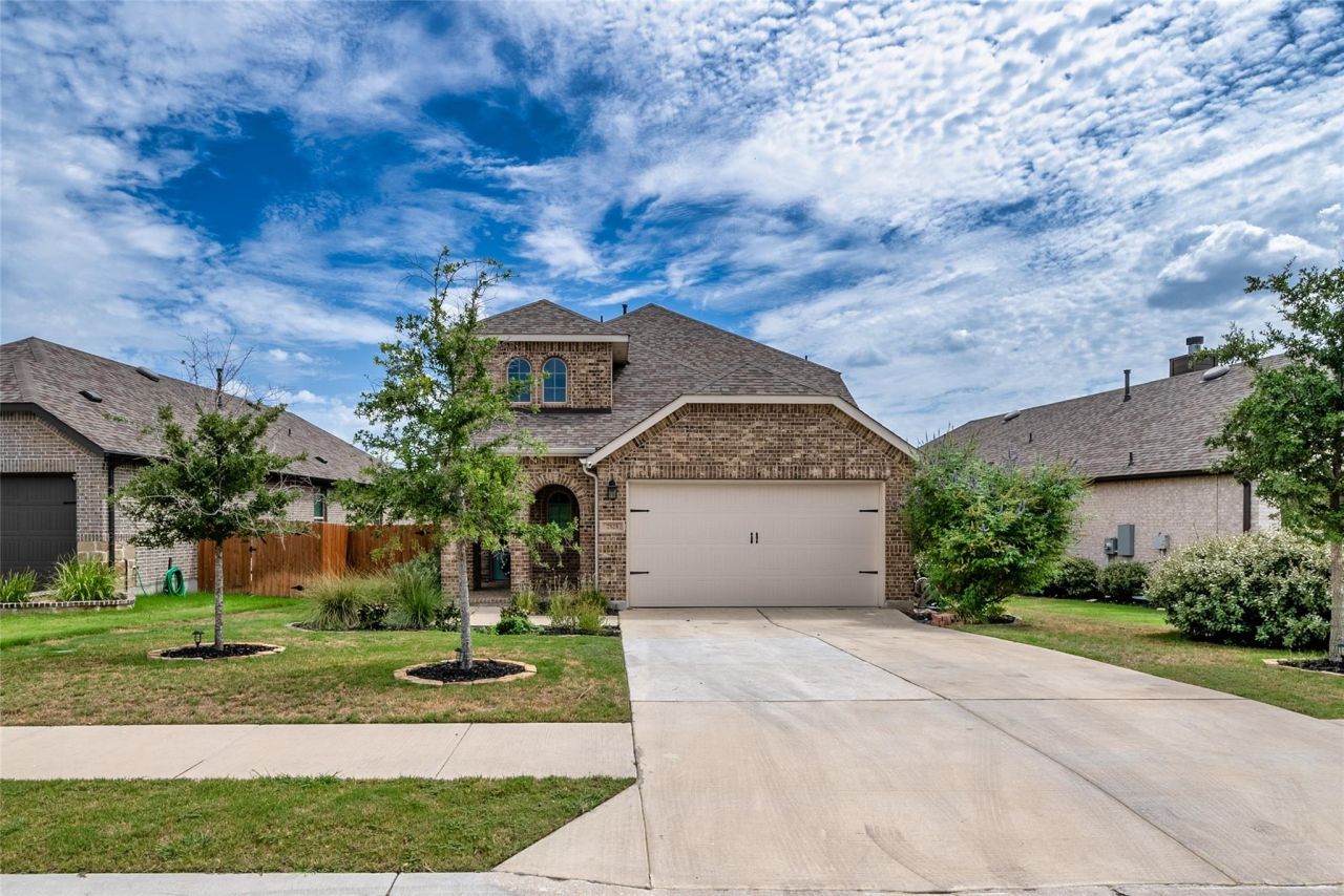 7525 Desert Needle Dr, Lago Vista, TX 78645 Main Photo